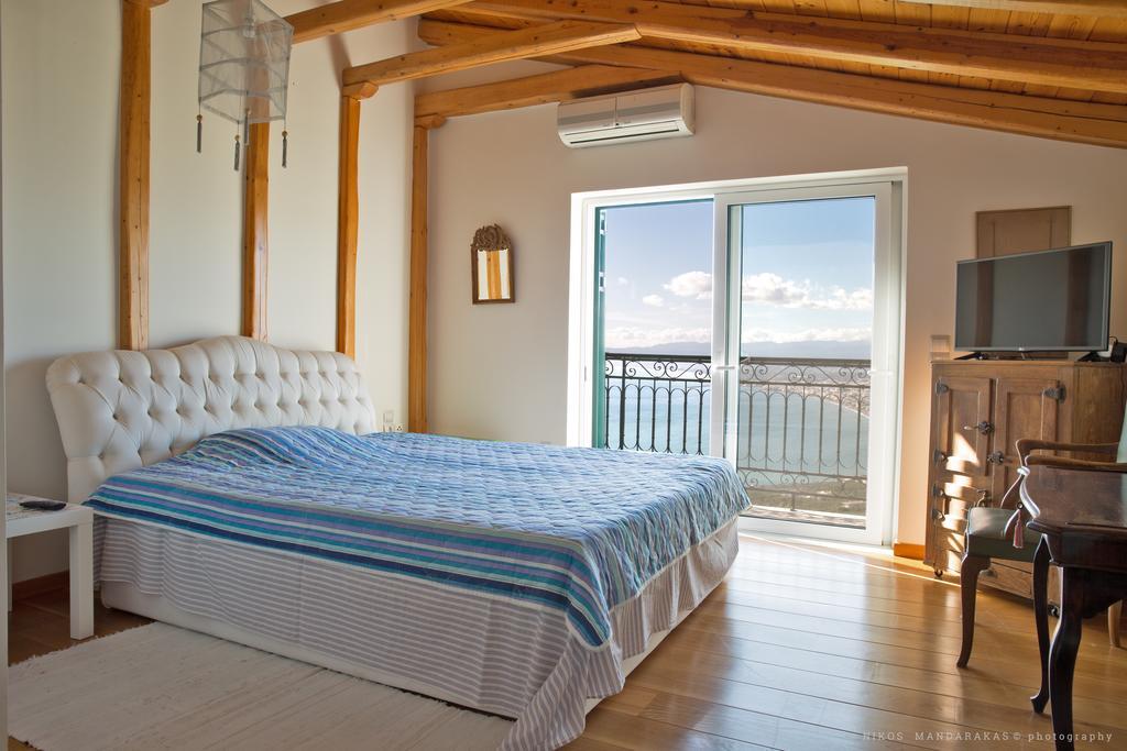 Villa Mos Kalamata Bagian luar foto